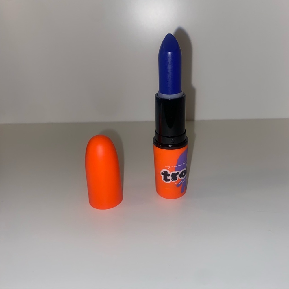 Mac trolls lipstick midnight troll
